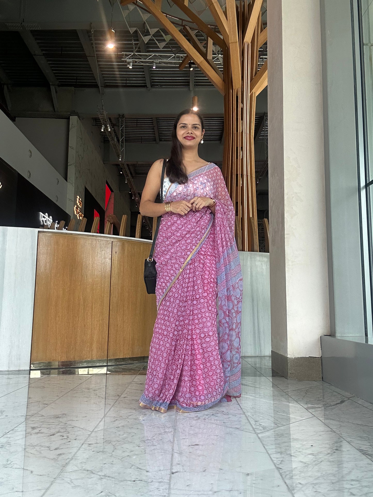 Peony Flowy Chiffon Saree
