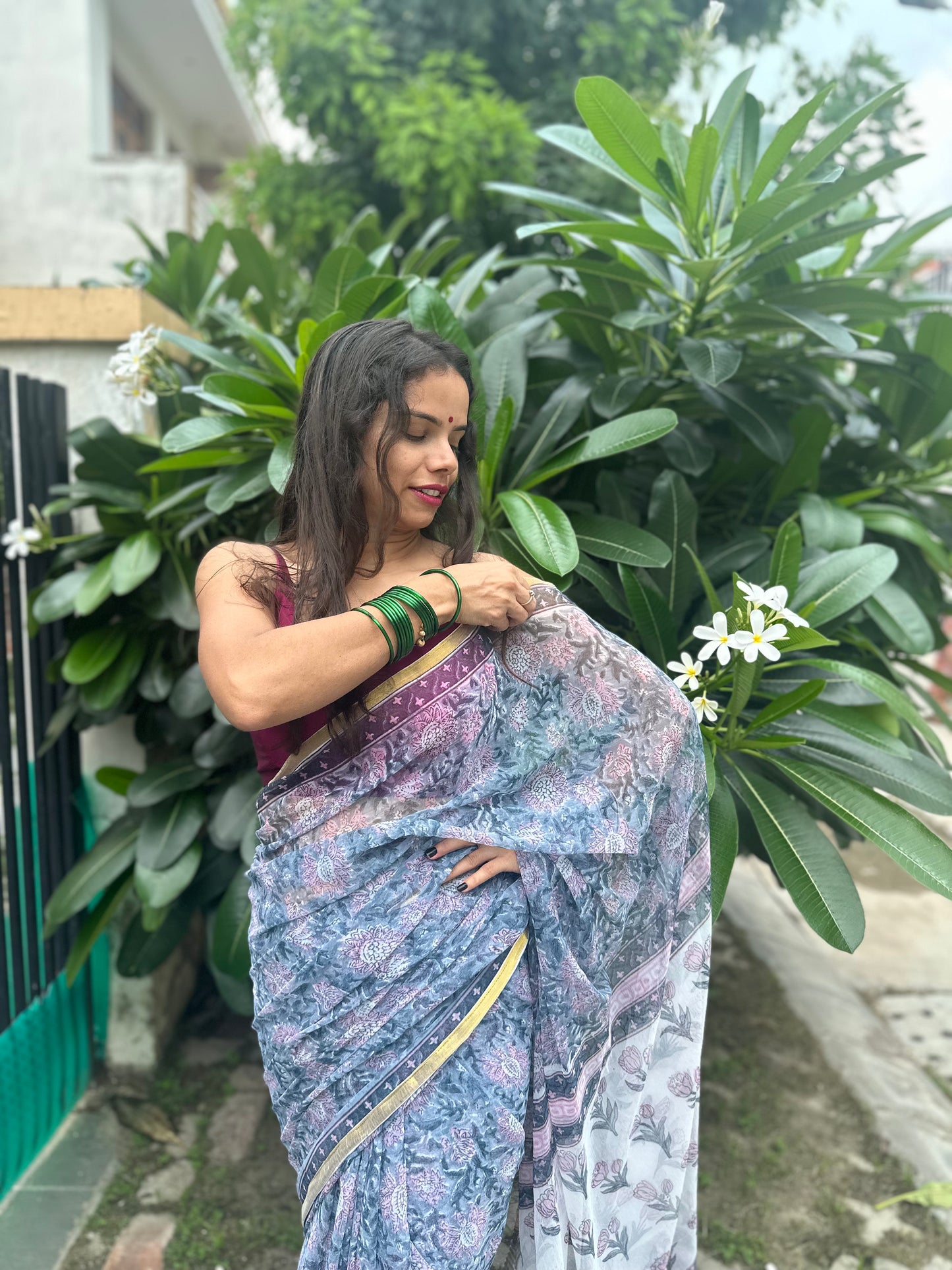 Florina Flowy Chiffon Saree