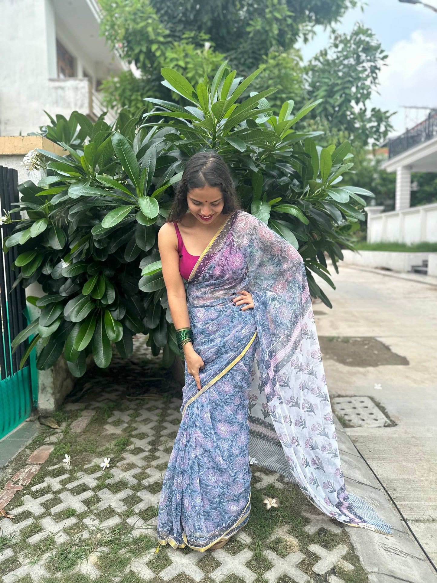 Florina Flowy Chiffon Saree