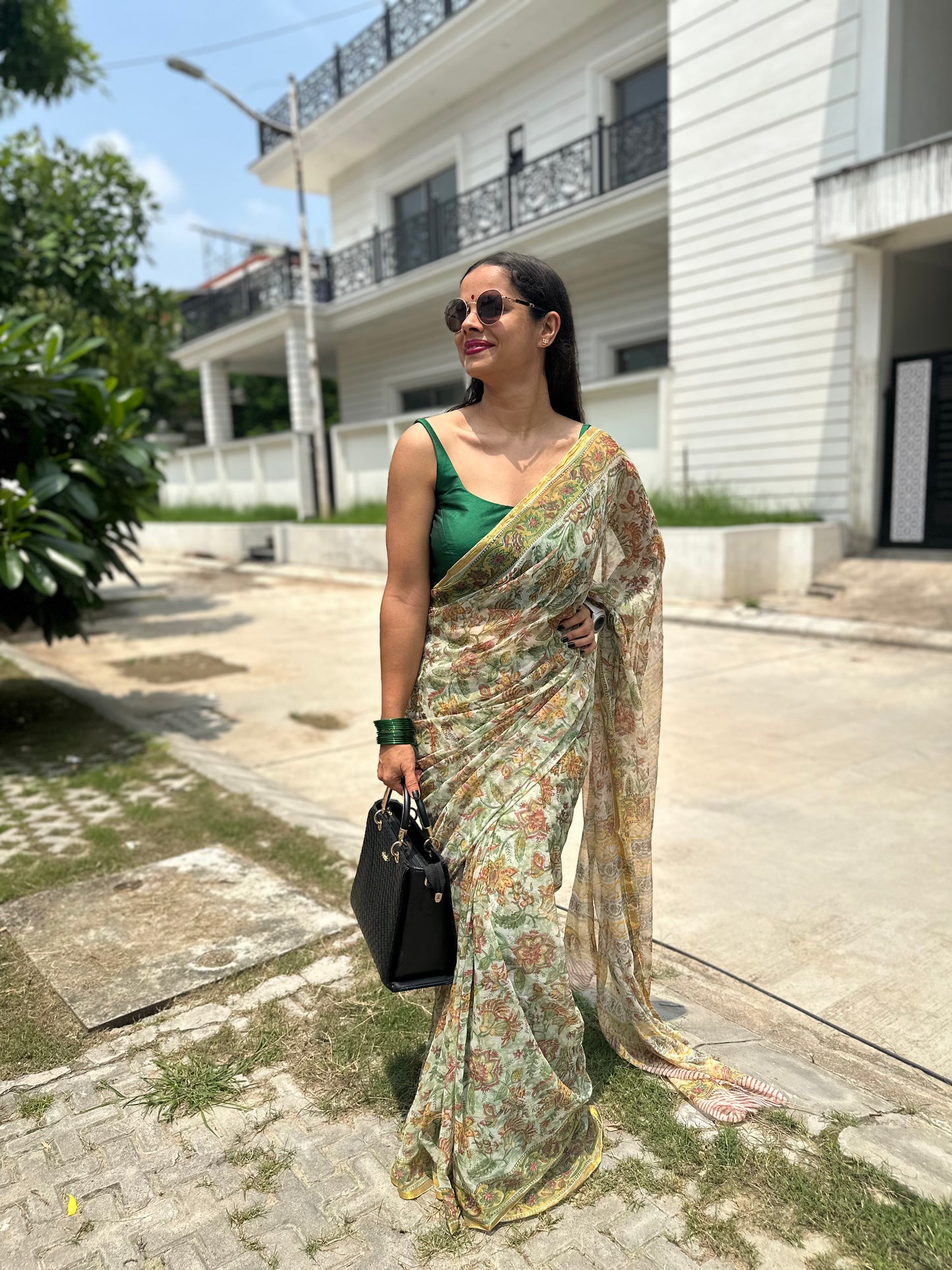 Primrose Flowy Chiffon Saree
