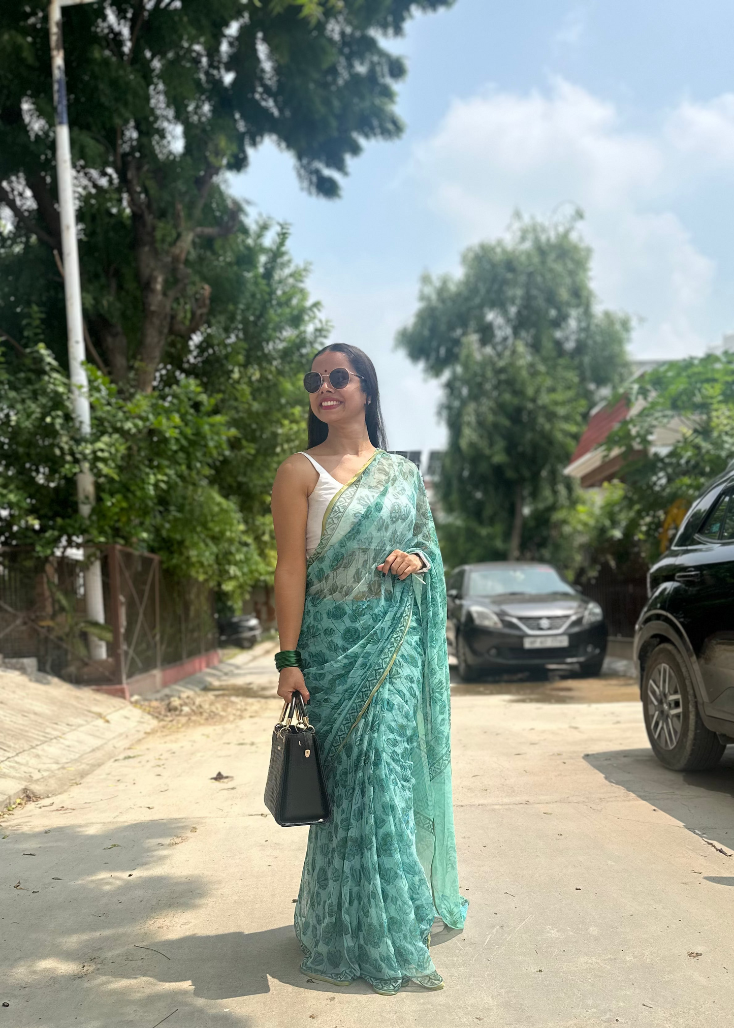 Magnolia Flowy Chiffon Saree