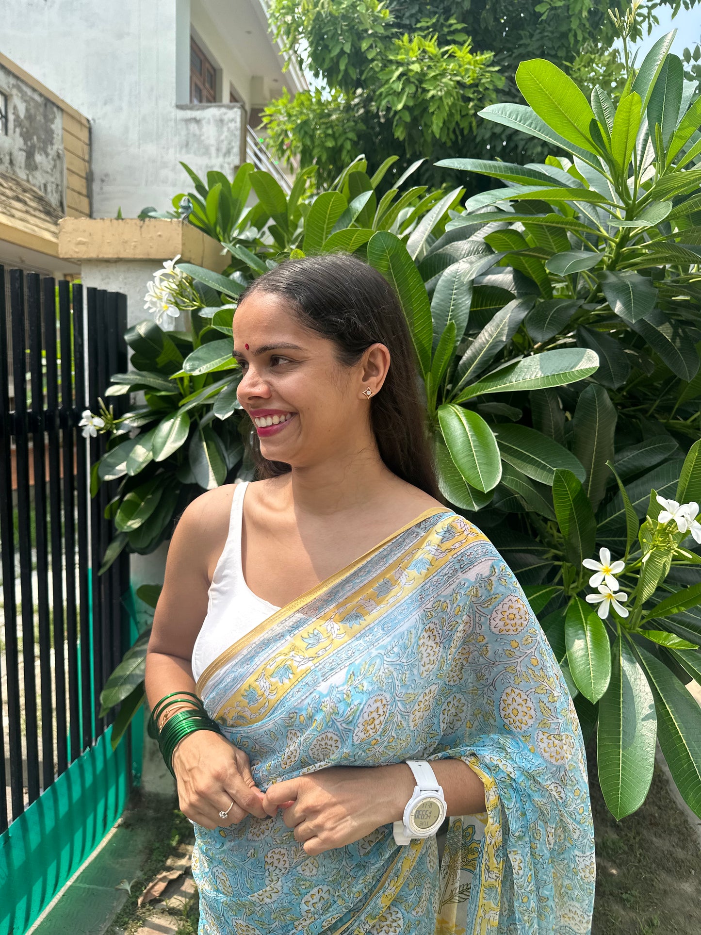 Bloom Flowy Chiffon Saree