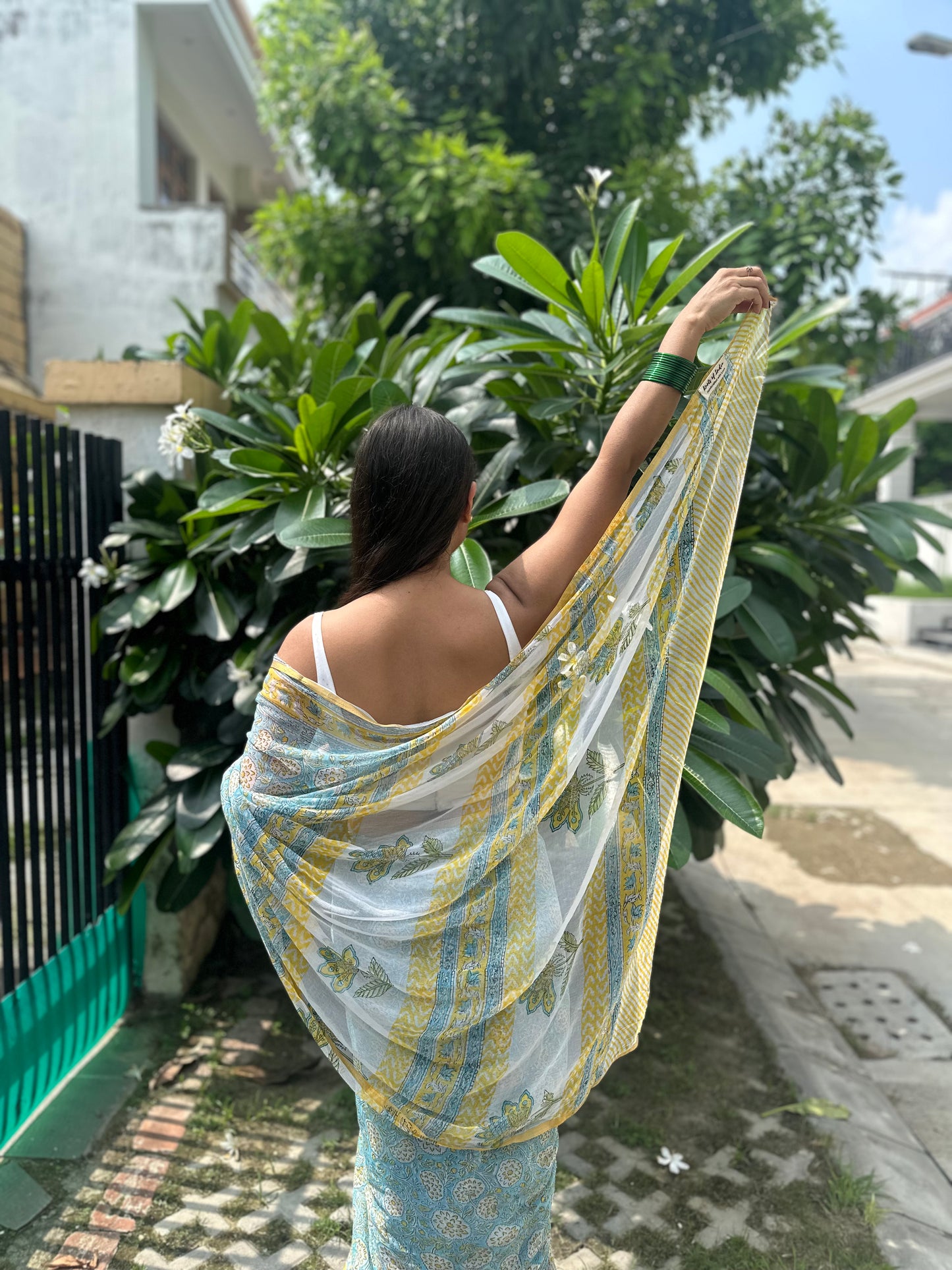 Bloom Flowy Chiffon Saree