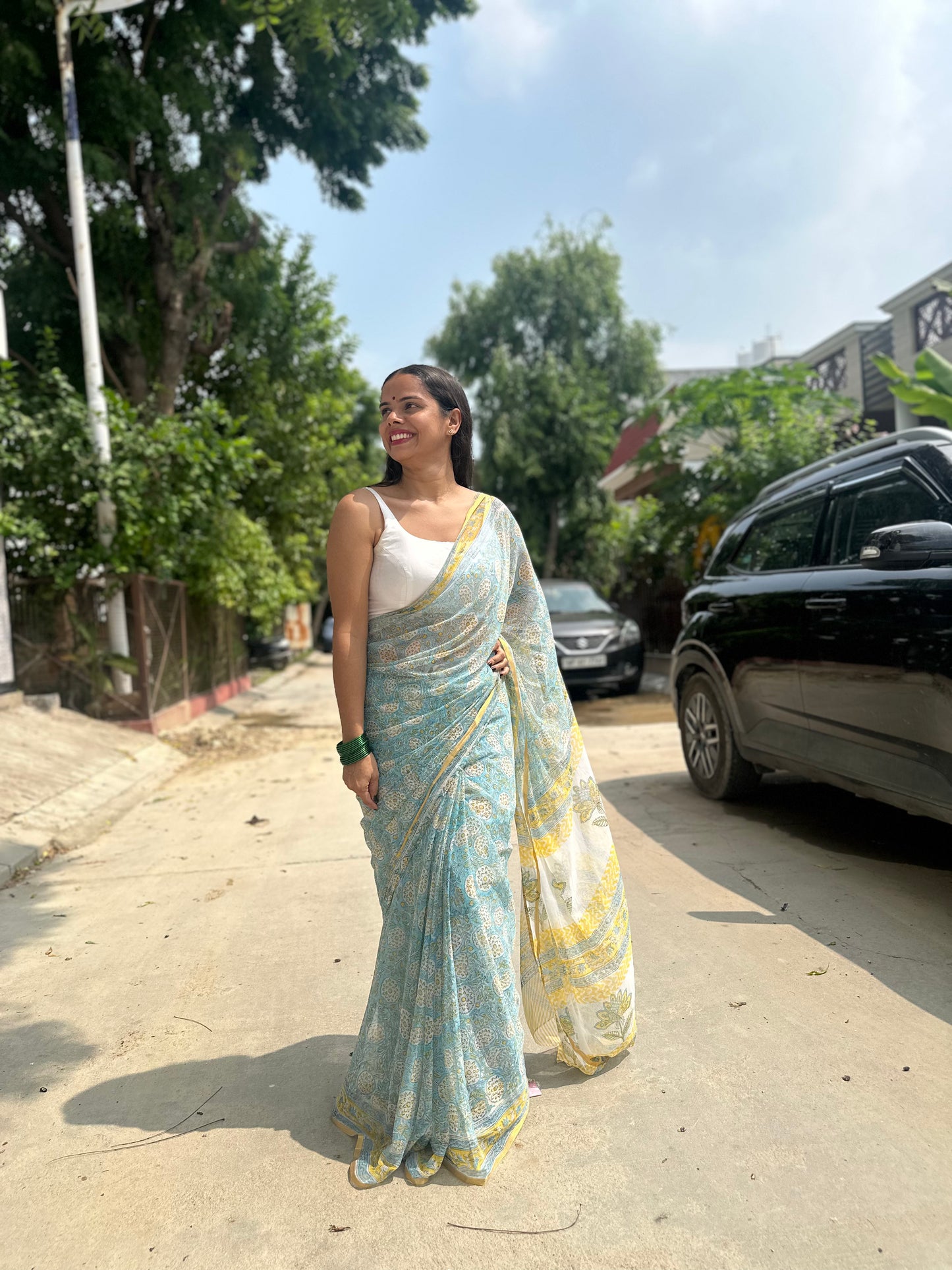 Bloom Flowy Chiffon Saree