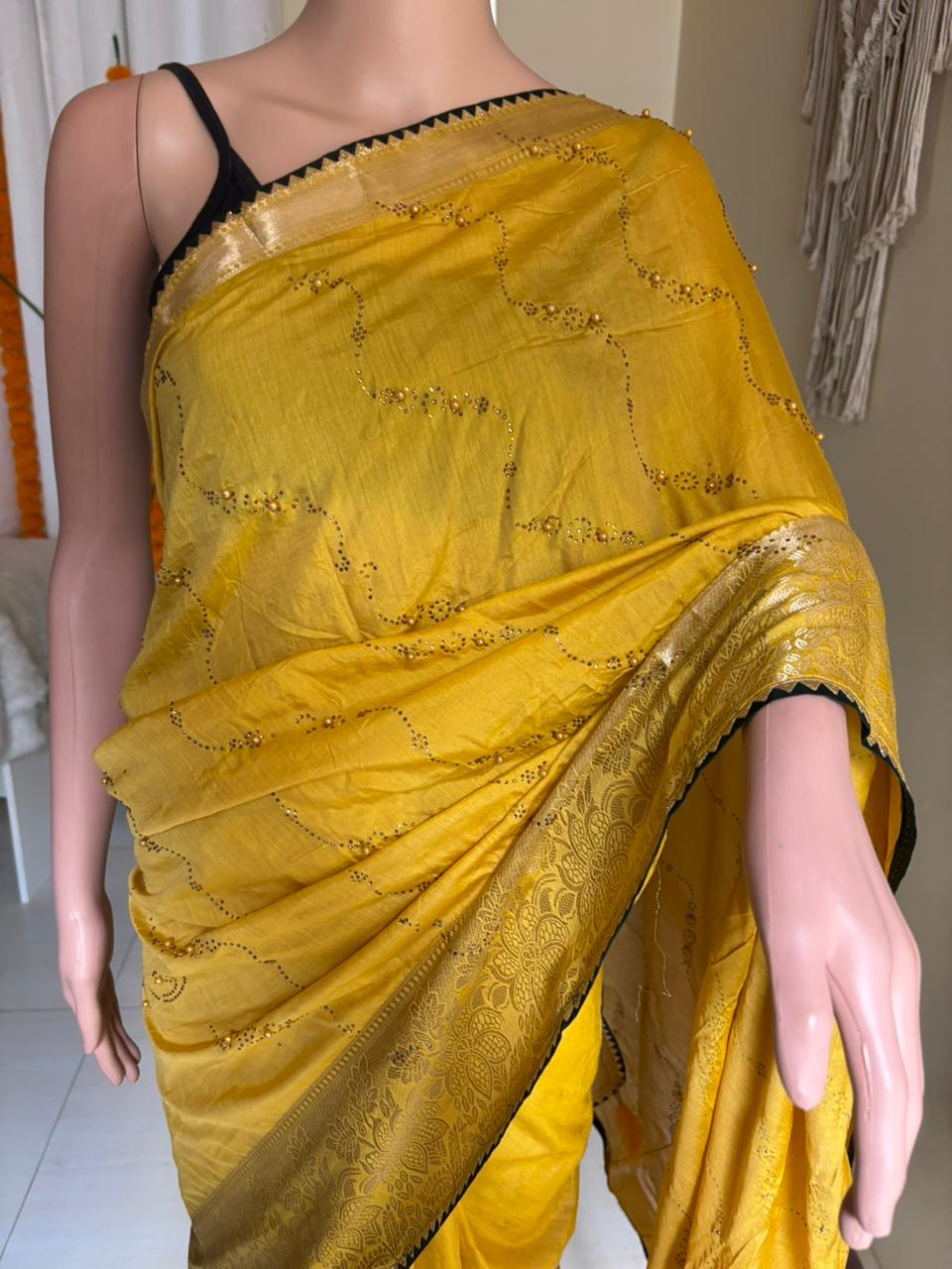 Pink Mannat Contrast Blouse Saree